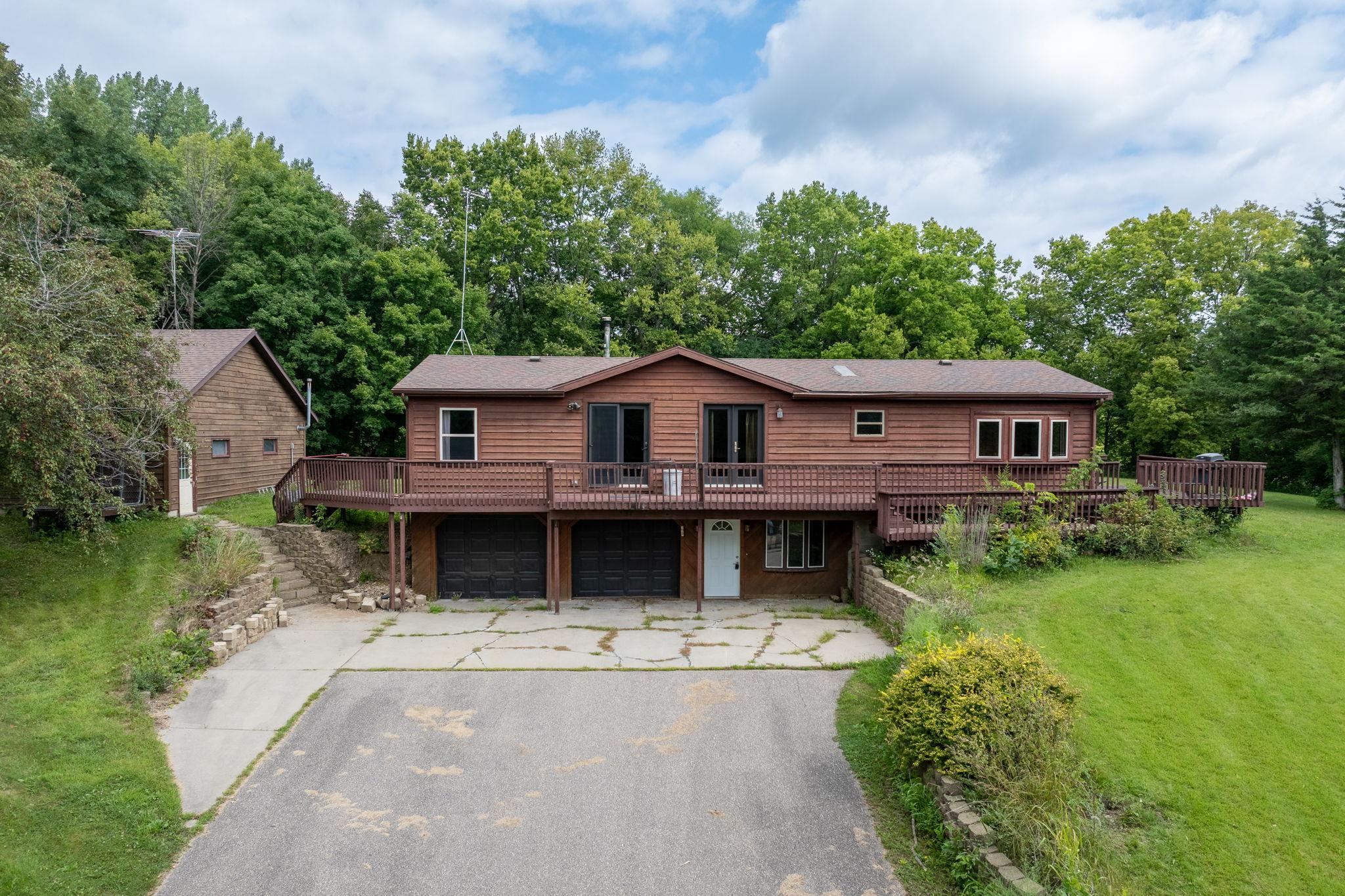 37849 Hillside Drive Property Photo 1