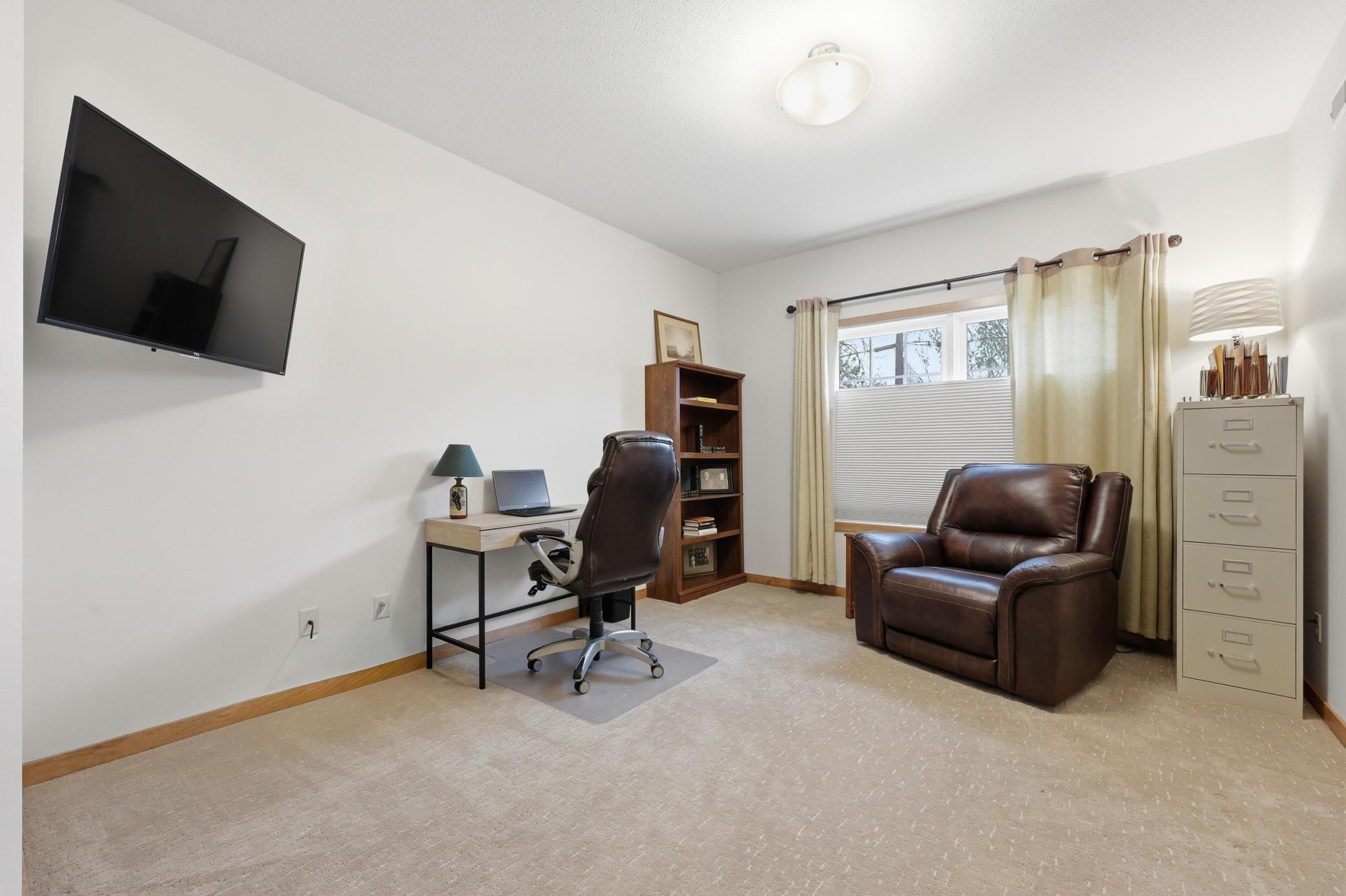 385 7th Avenue S Unit 104 Property Photo 20