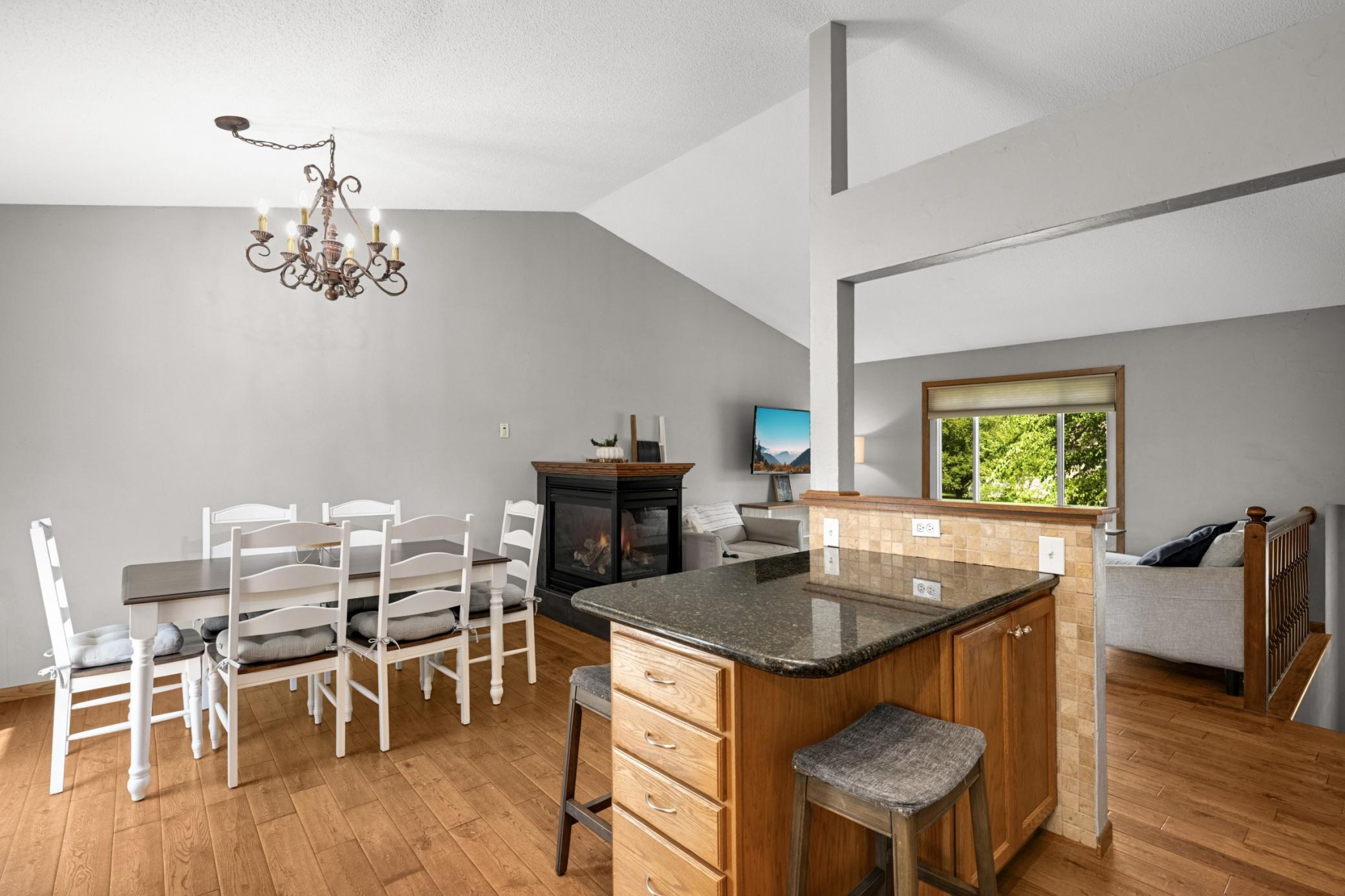 4089 Pennsylvania Avenue Property Photo 15