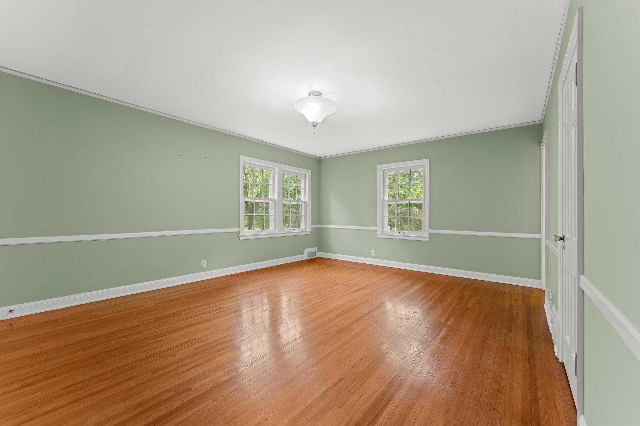 3725 Glenhurst Avenue Property Photo 40