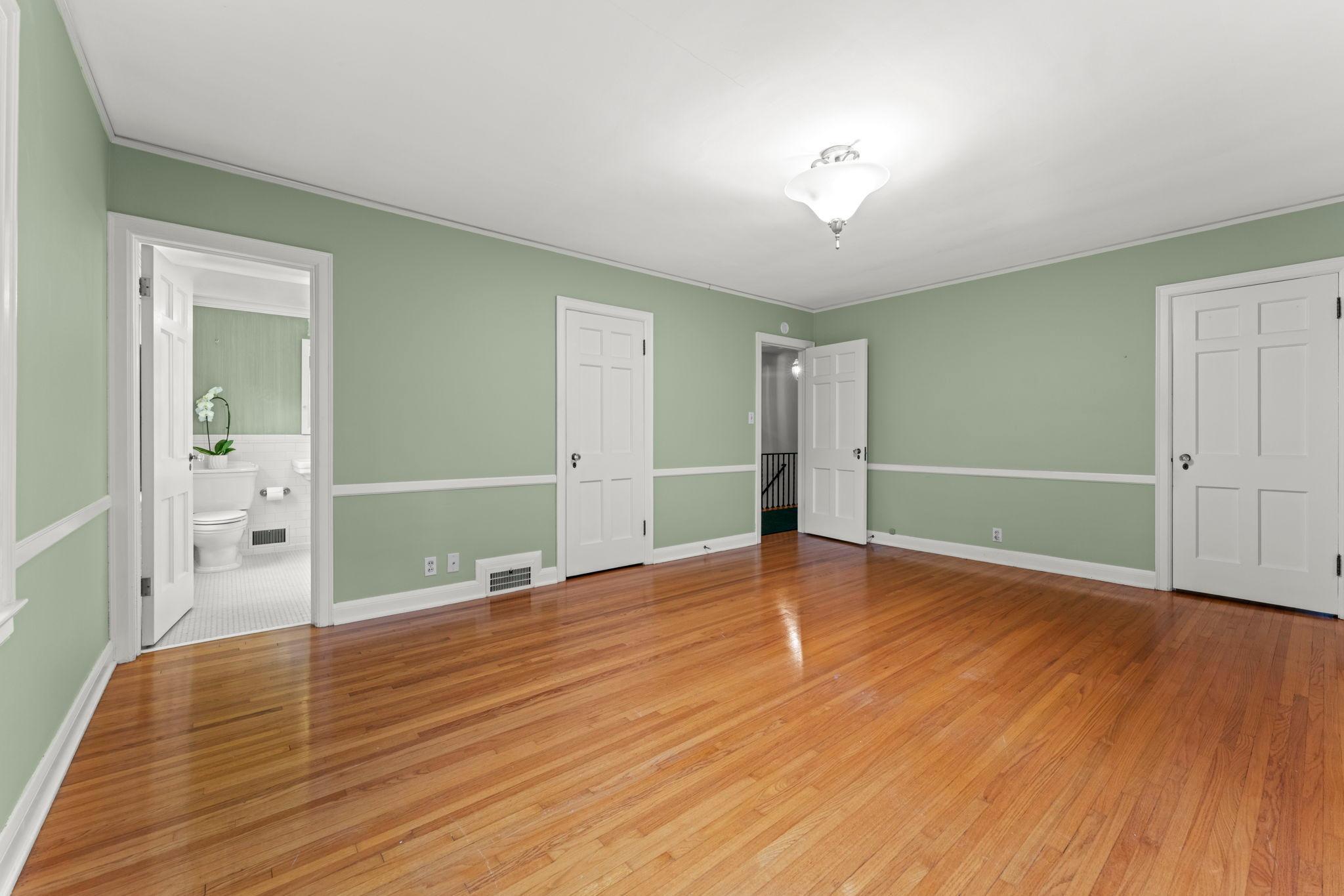 3725 Glenhurst Avenue Property Photo 41