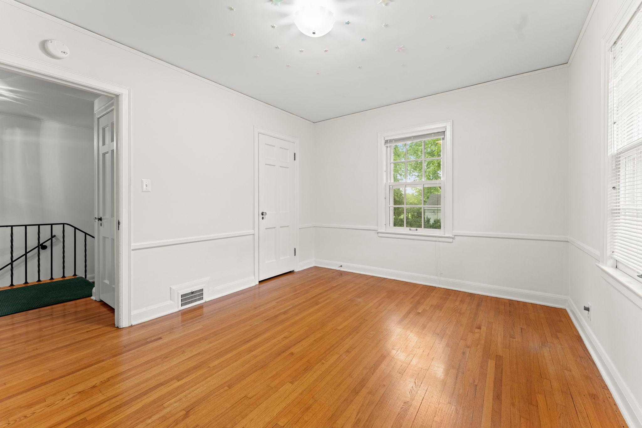 3725 Glenhurst Avenue Property Photo 44