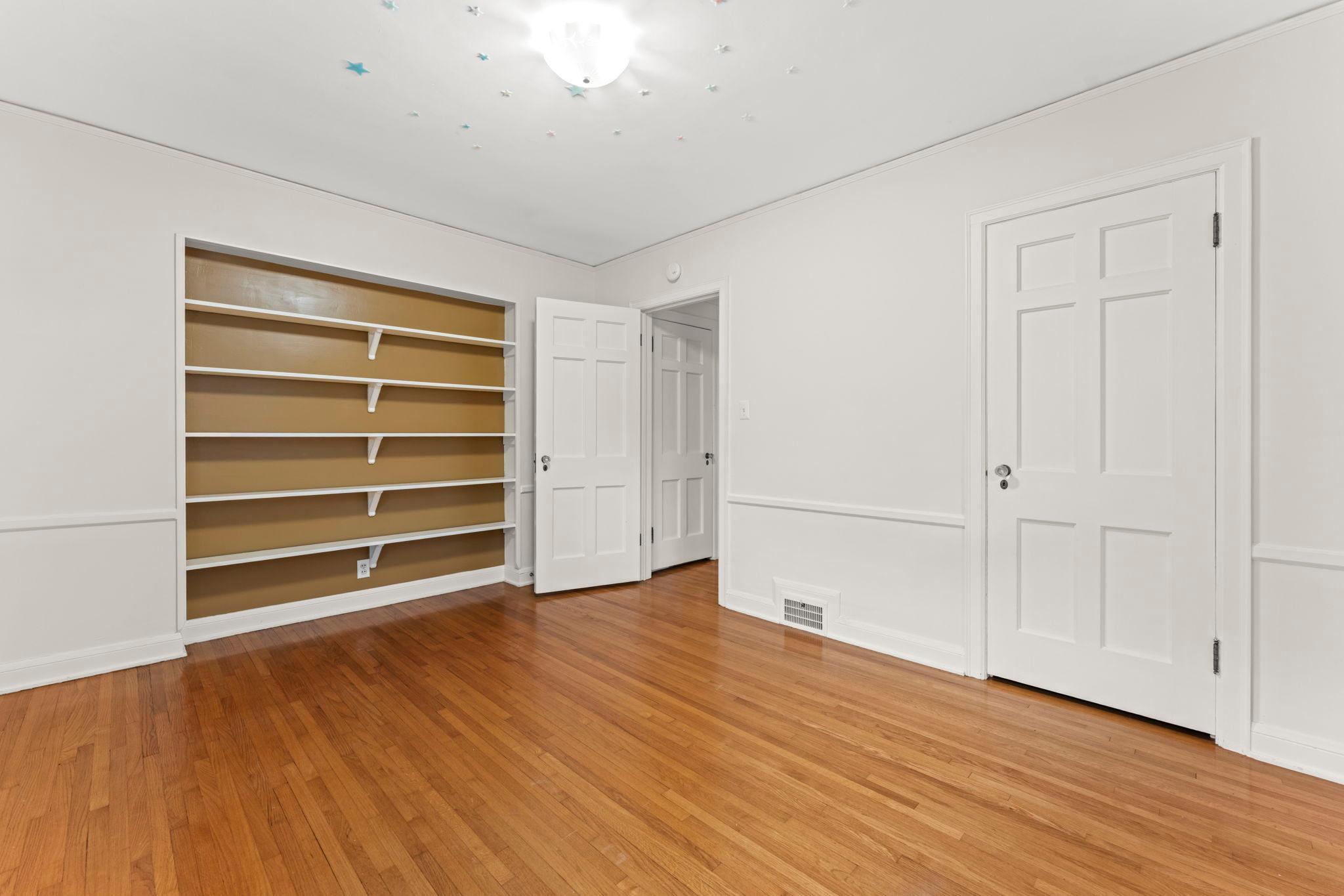 3725 Glenhurst Avenue Property Photo 46