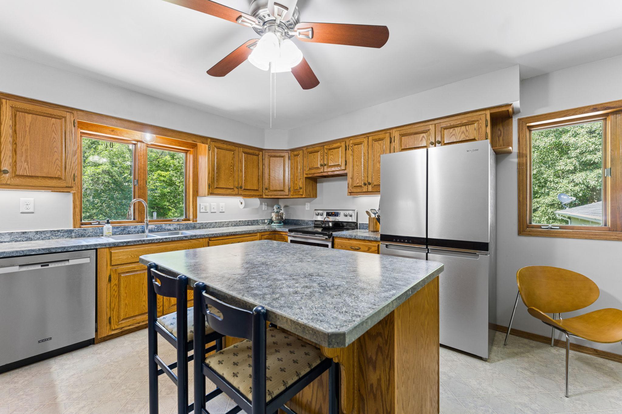 21060 Victory Lane Property Photo 8