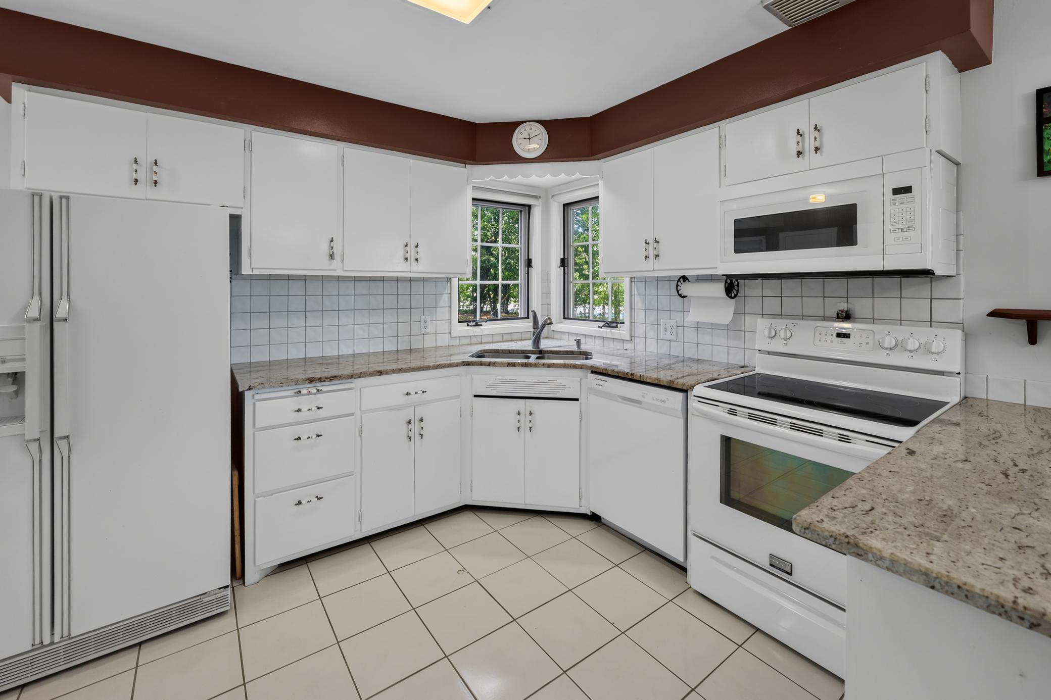 32841 River Oaks Lane Property Photo 10