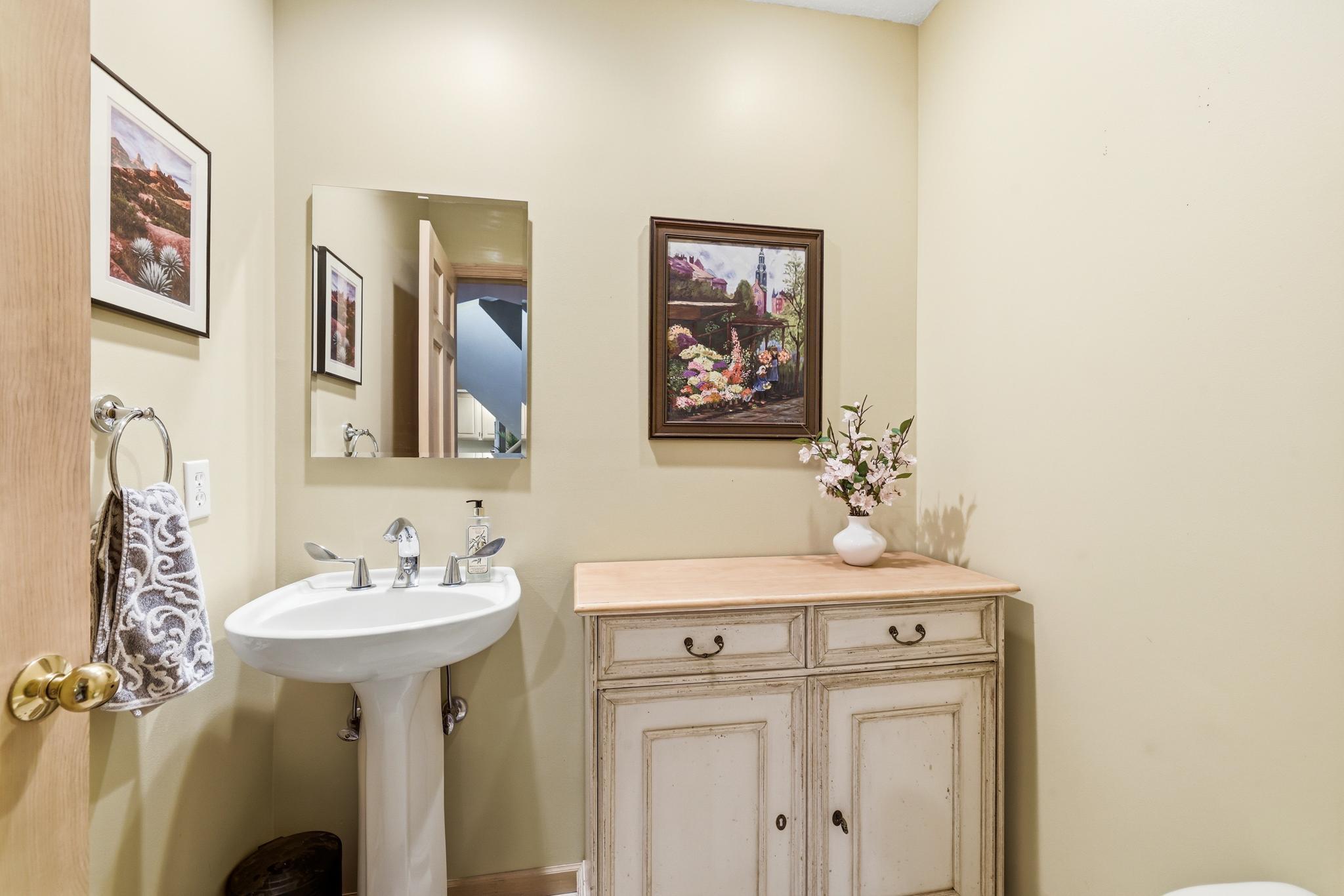 7096 Cahill Road Property Photo 29