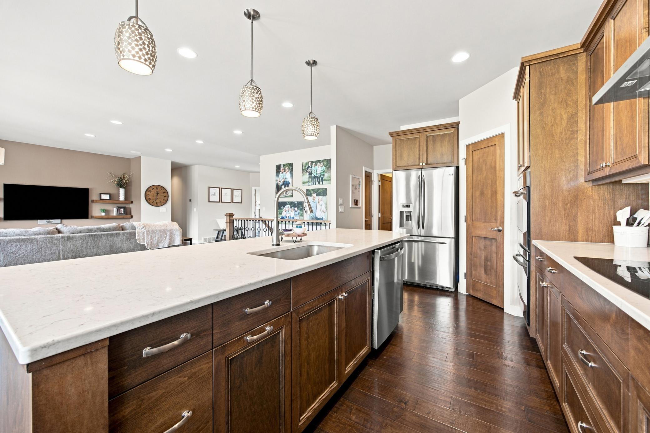 6101 Silverleaf Drive S Property Photo 13