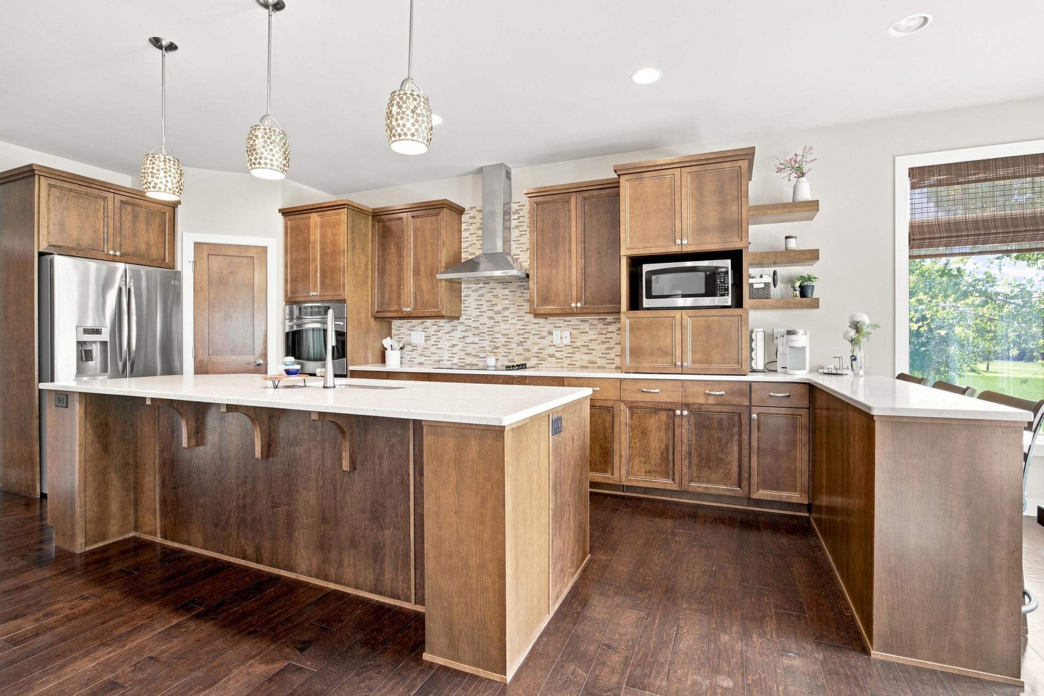 6101 Silverleaf Drive S Property Photo 14