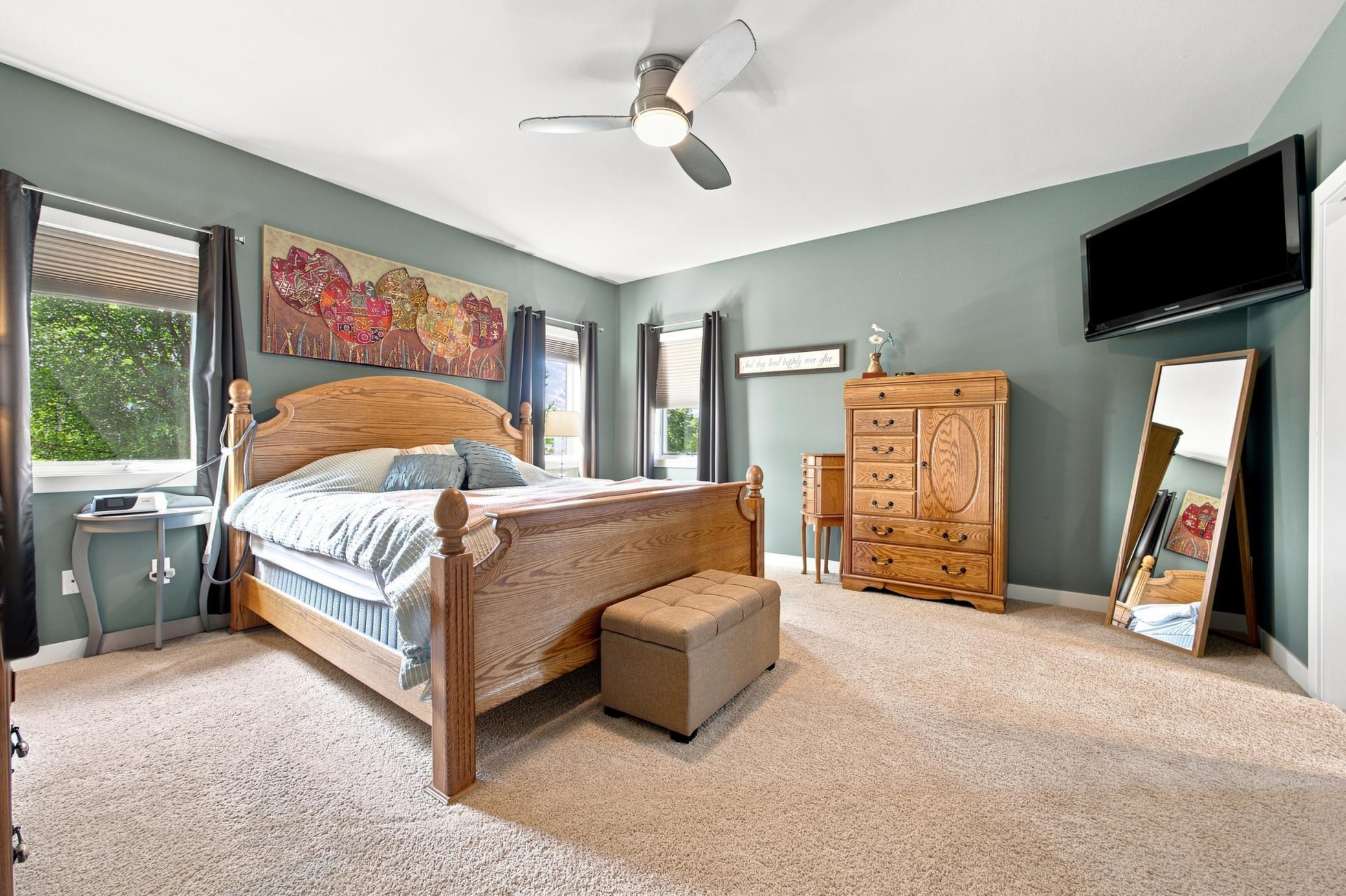 6101 Silverleaf Drive S Property Photo 16