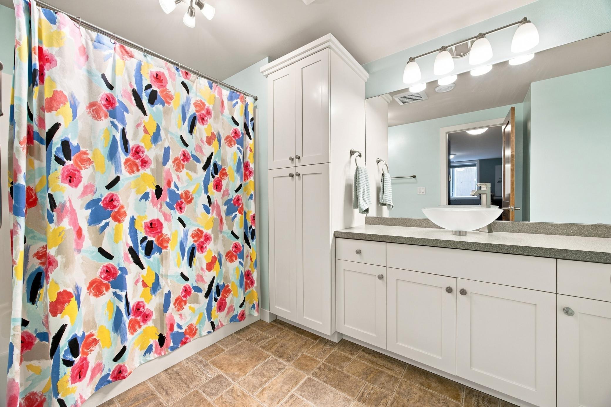 6101 Silverleaf Drive S Property Photo 34