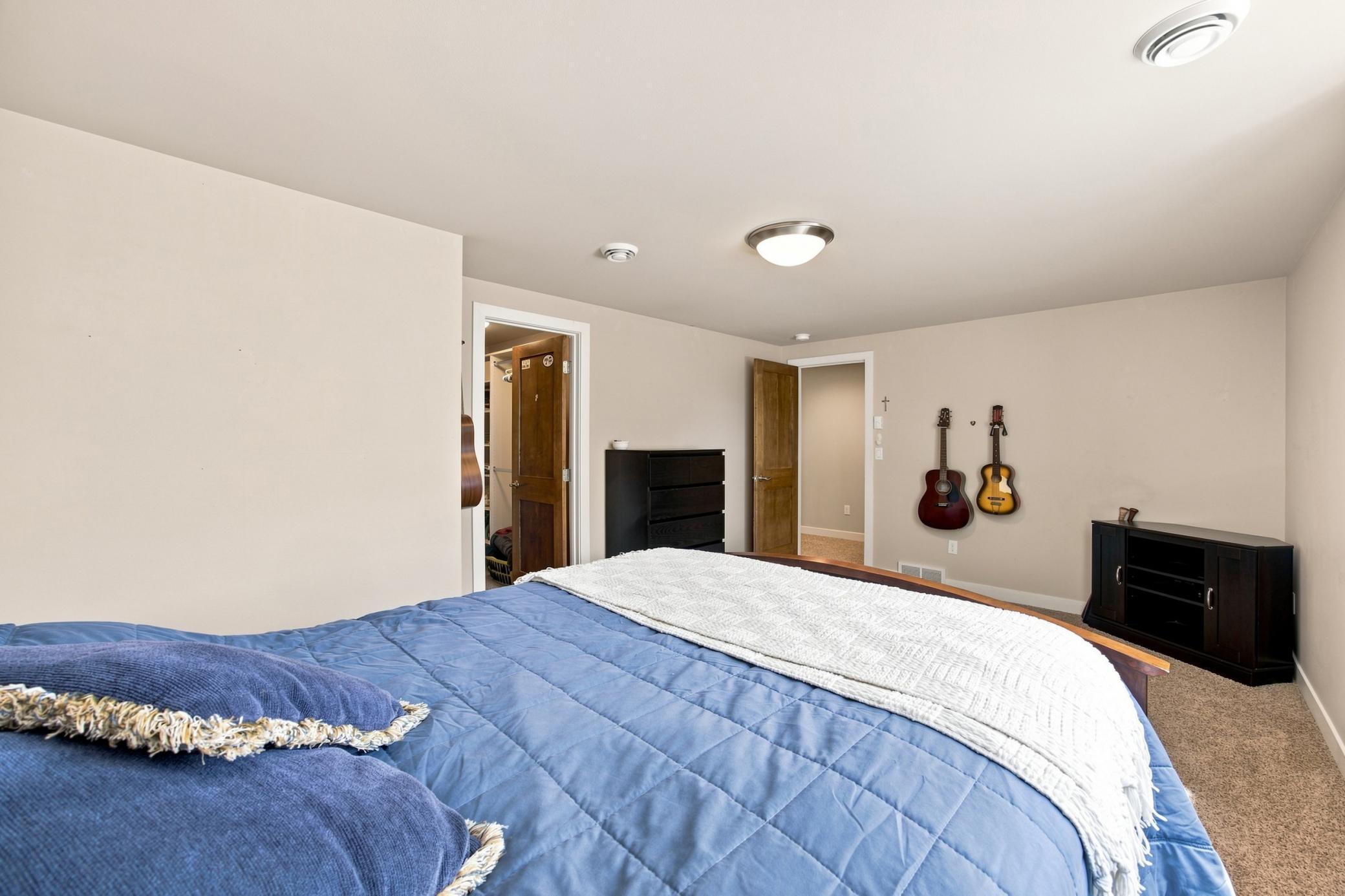 6101 Silverleaf Drive S Property Photo 36