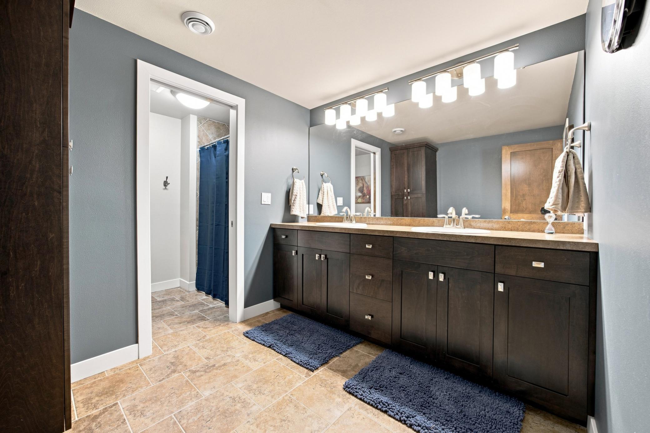 6101 Silverleaf Drive S Property Photo 40