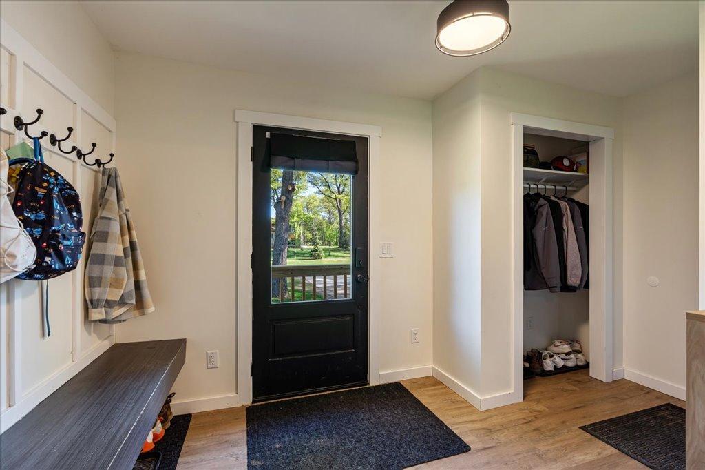 6141 Donald Street Property Photo 10