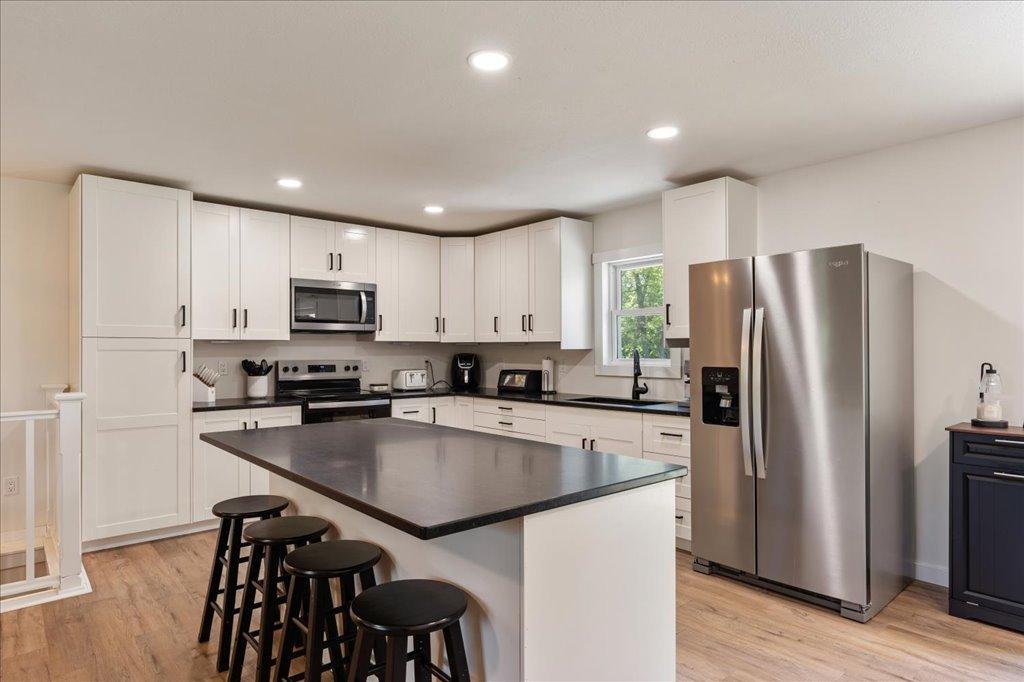 6141 Donald Street Property Photo 12