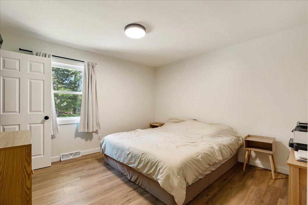6141 Donald Street Property Photo 15