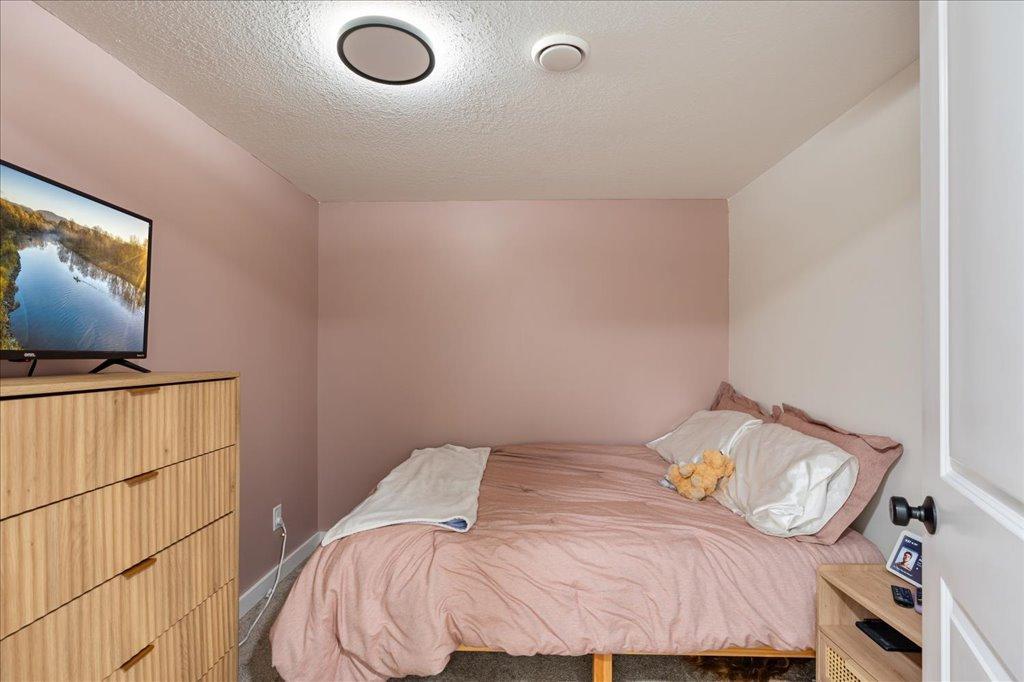 6141 Donald Street Property Photo 23