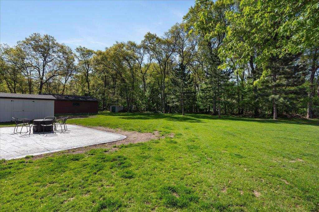 6141 Donald Street Property Photo 28