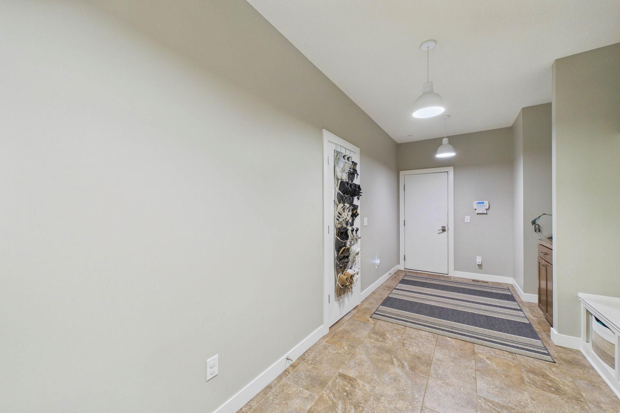 500 Devine Drive Property Photo 20