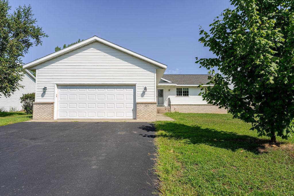 5871 Sandy Drive Property Photo 2