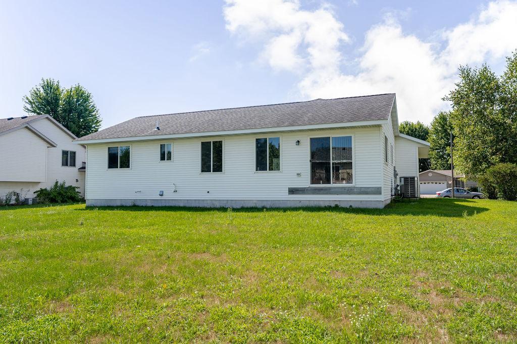 5871 Sandy Drive Property Photo 4
