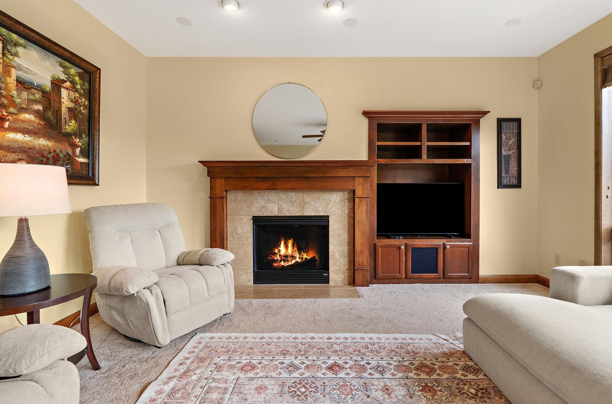 10742 Maple Boulevard Property Photo 8