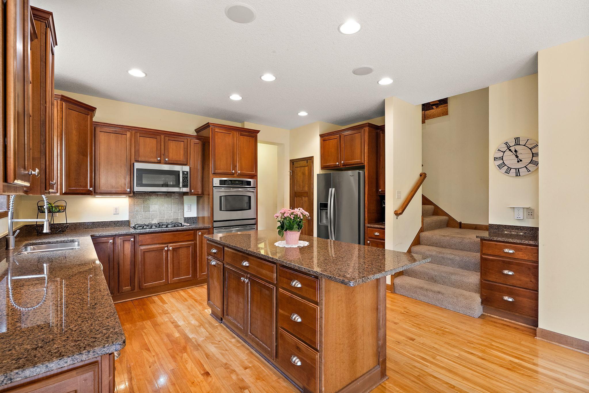 10742 Maple Boulevard Property Photo 19