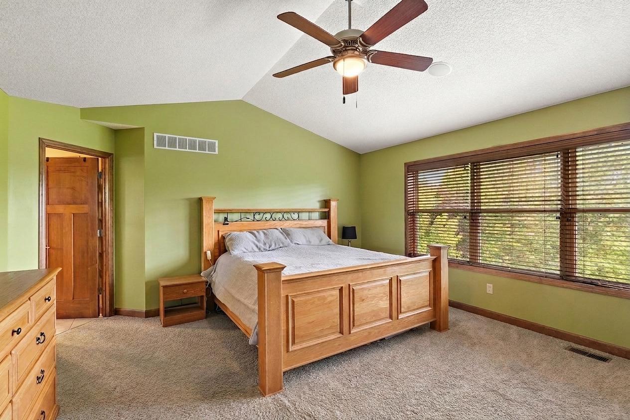 10742 Maple Boulevard Property Photo 34