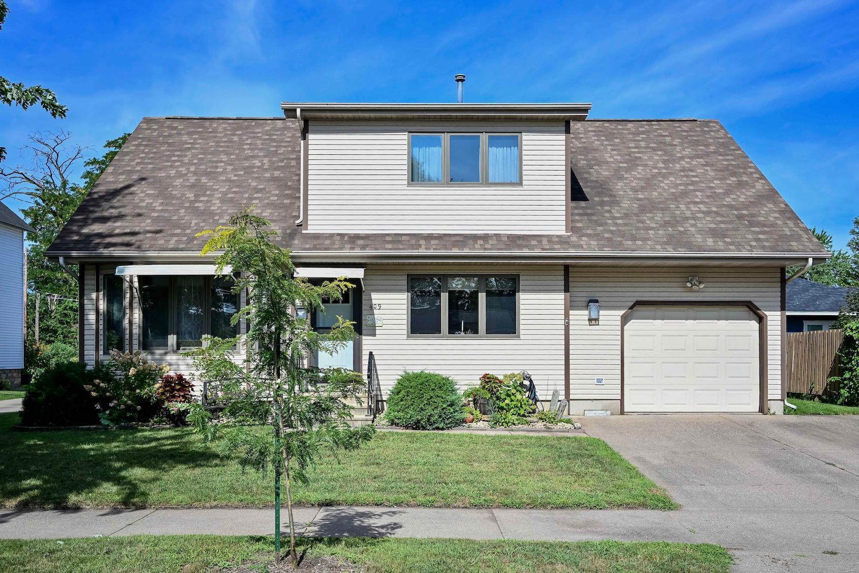 409 Olmstead Street Property Photo 1
