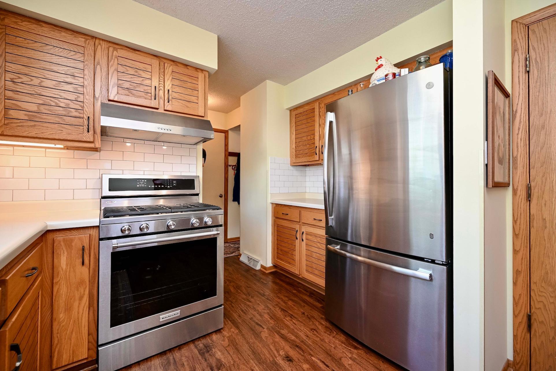 409 Olmstead Street Property Photo 9