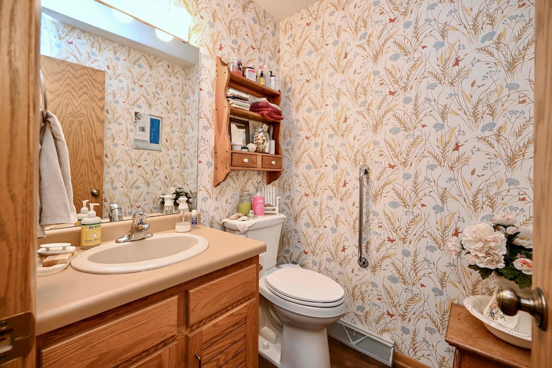 409 Olmstead Street Property Photo 12