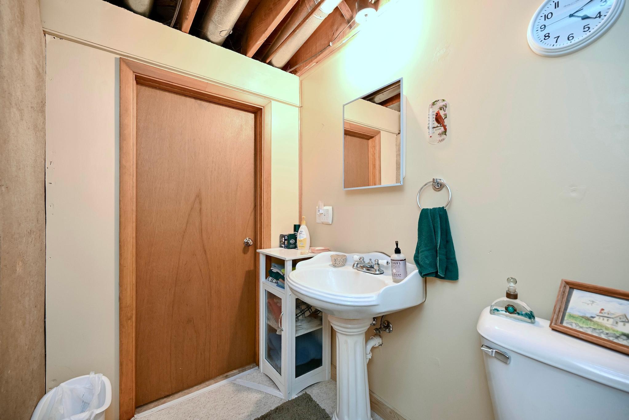 409 Olmstead Street Property Photo 23