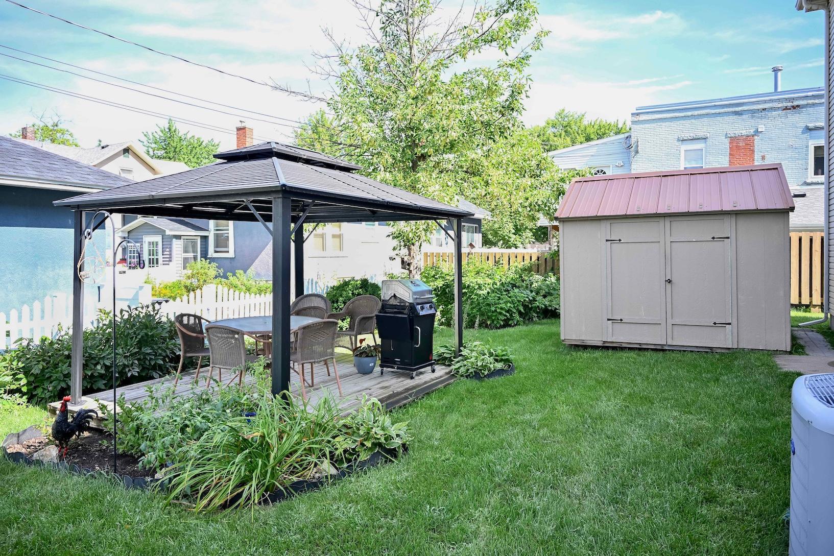409 Olmstead Street Property Photo 27