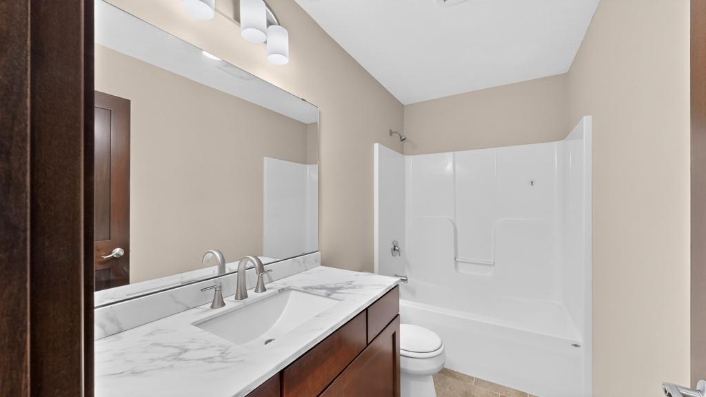 5662 King Arthur Road Nw Property Photo 15