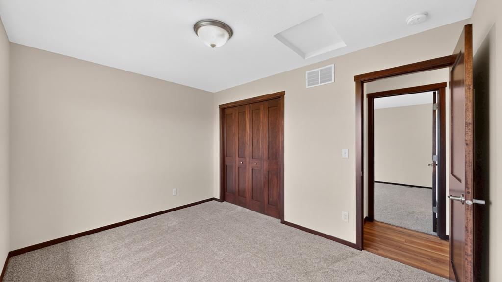 5662 King Arthur Road Nw Property Photo 17