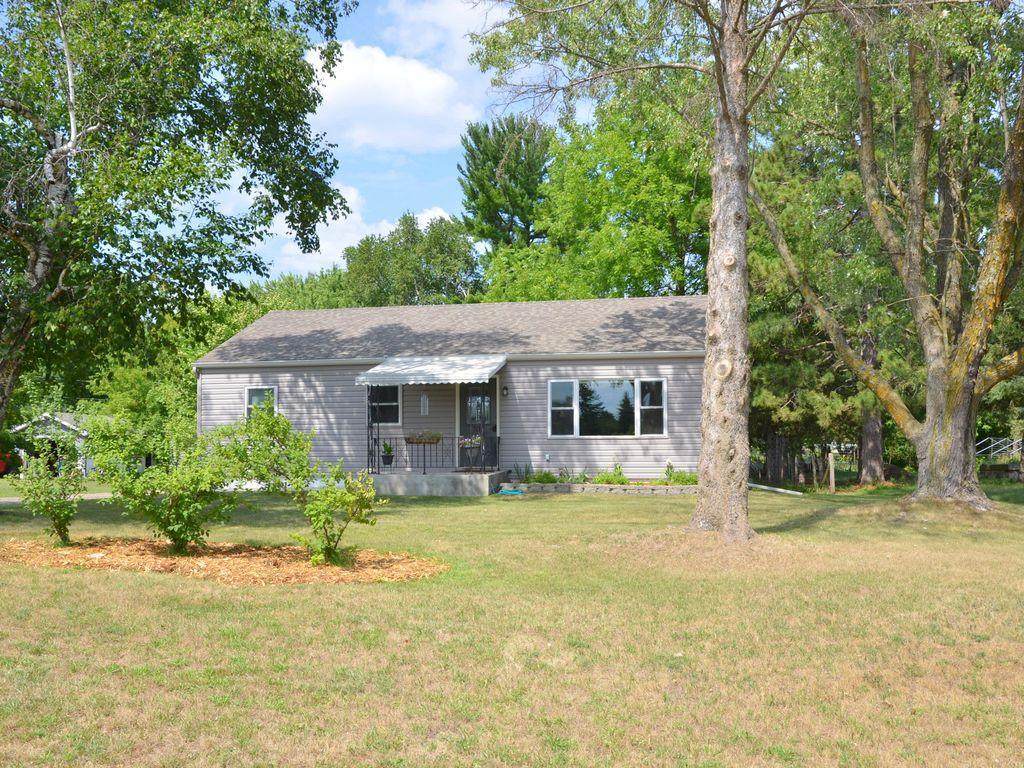 701 King Street Property Photo 1