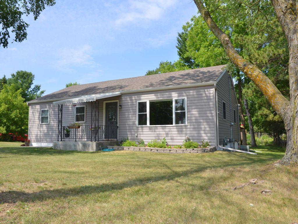 701 King Street Property Photo 40