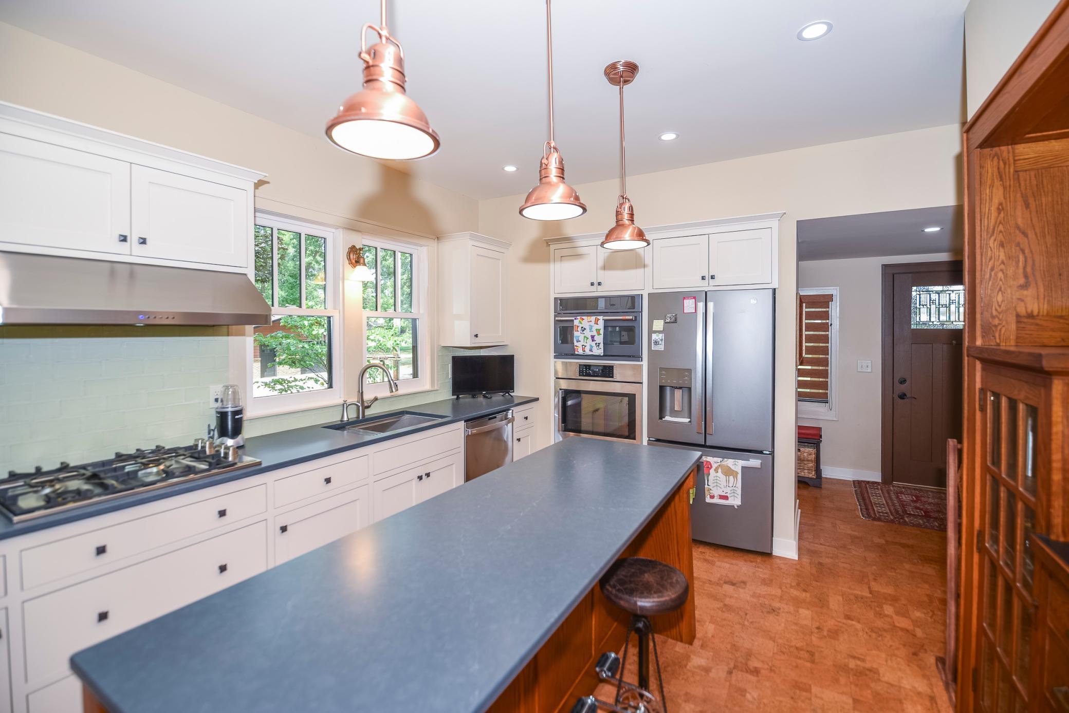 226 2nd Street Se Property Photo 11