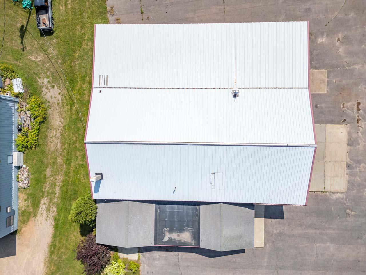 101 E Iron Drive Property Photo 10