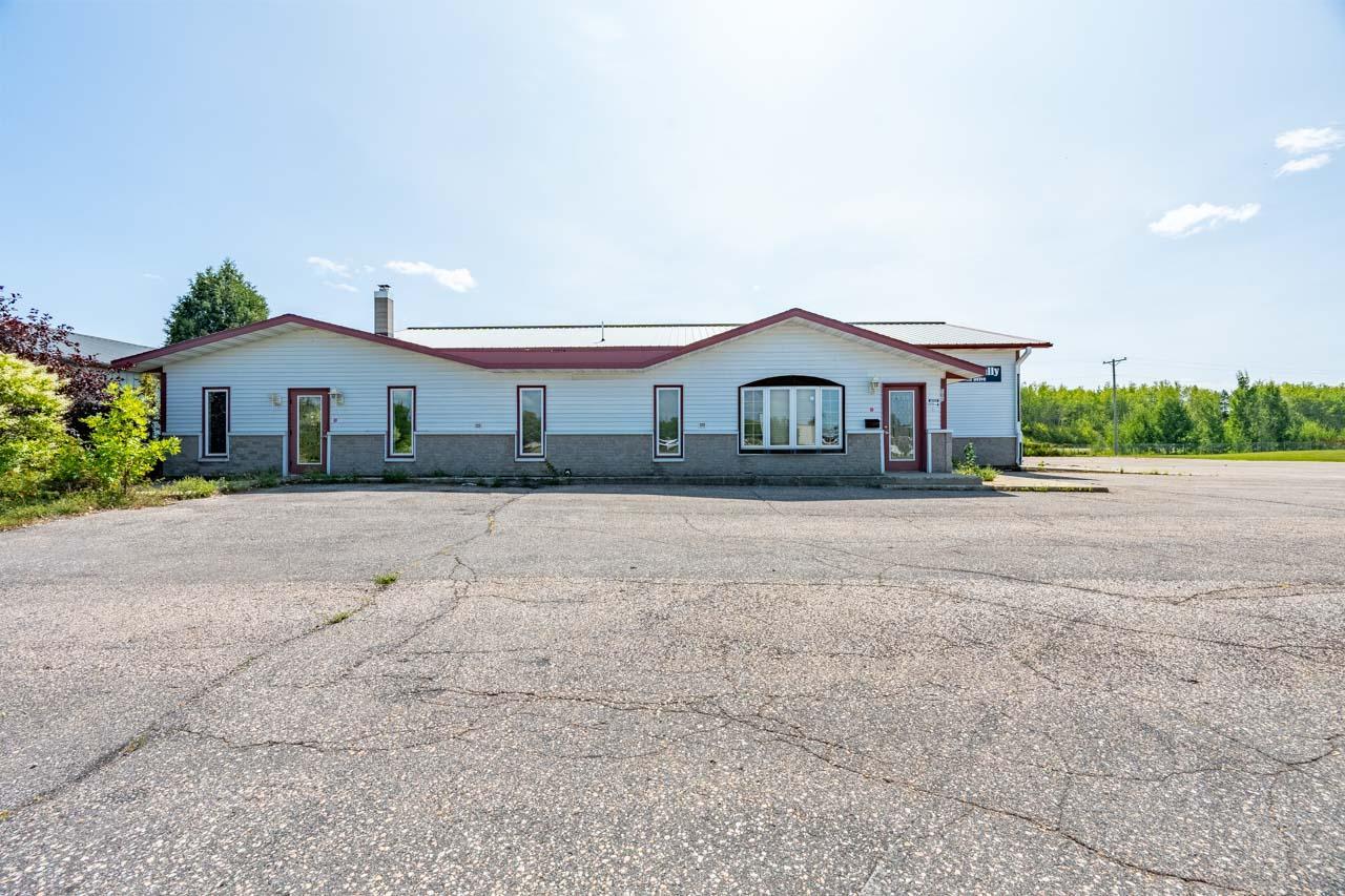 101 E Iron Drive Property Photo 17