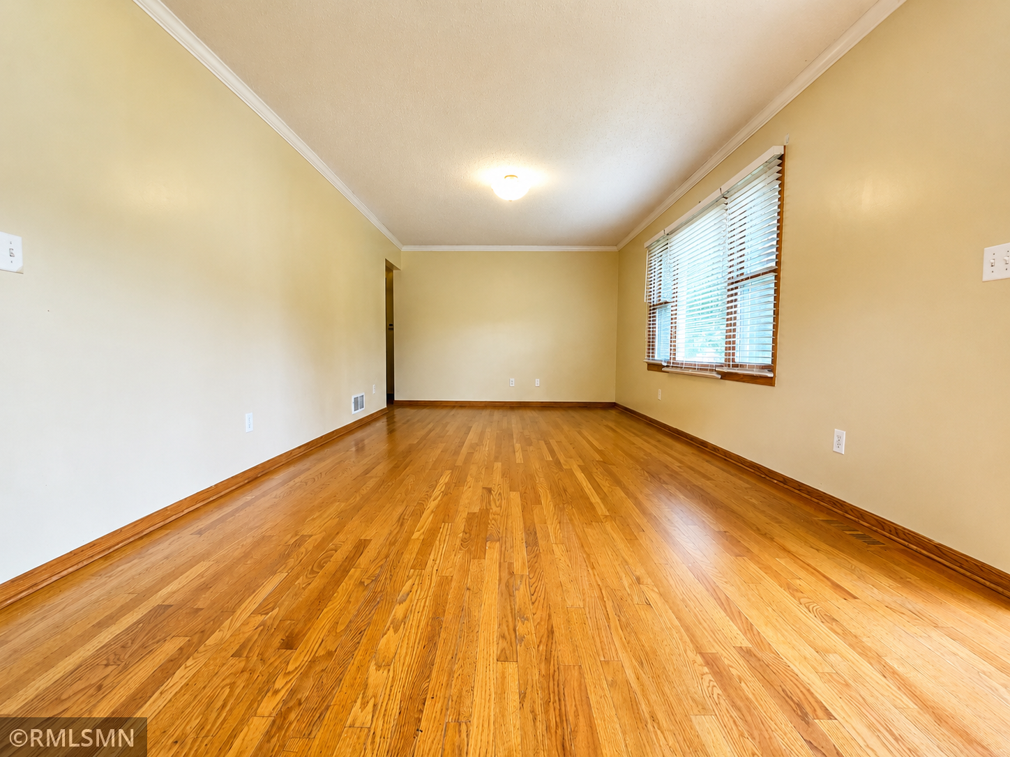 1066 Beatrice Street Property Photo 3