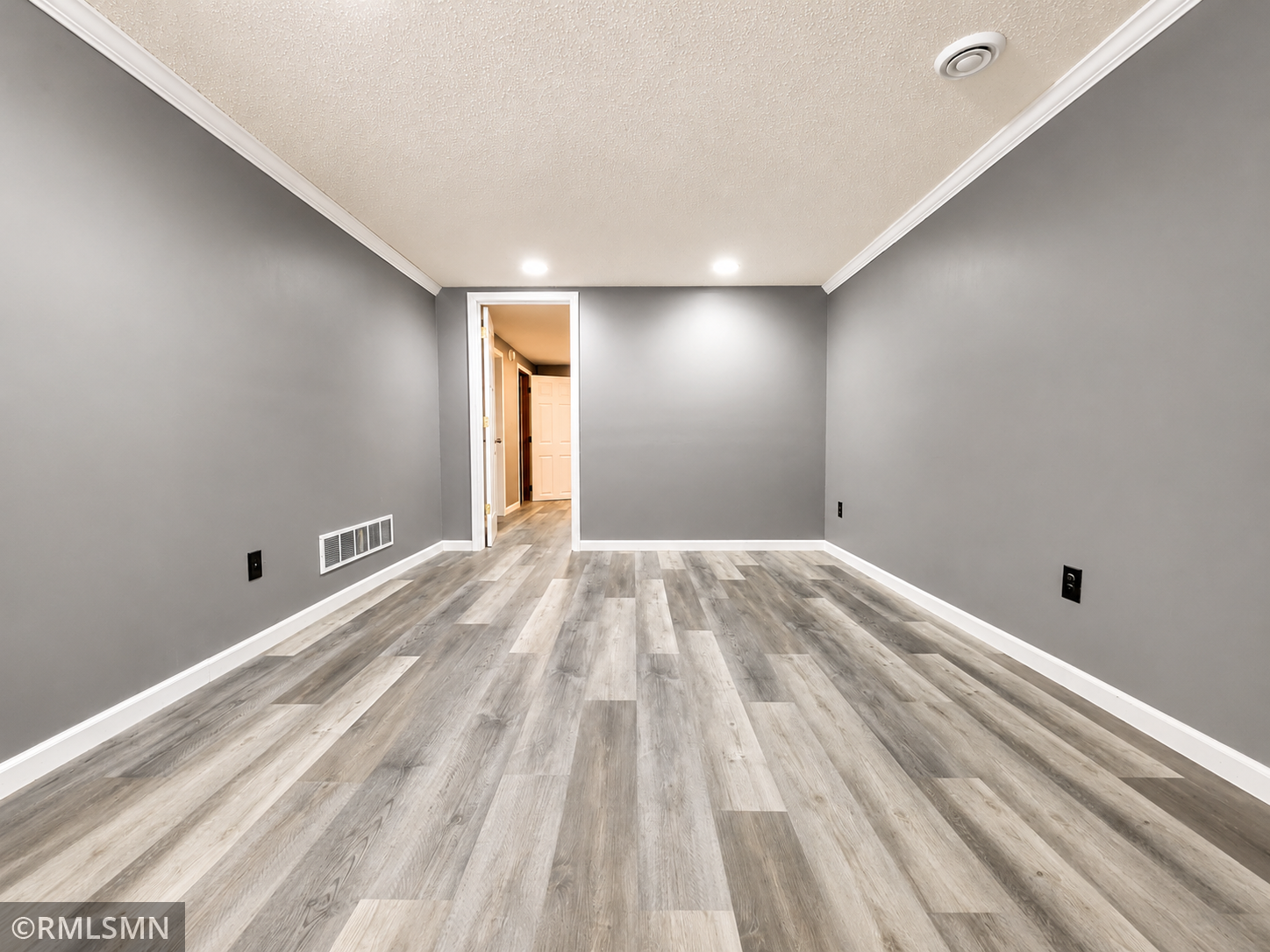 1066 Beatrice Street Property Photo 12
