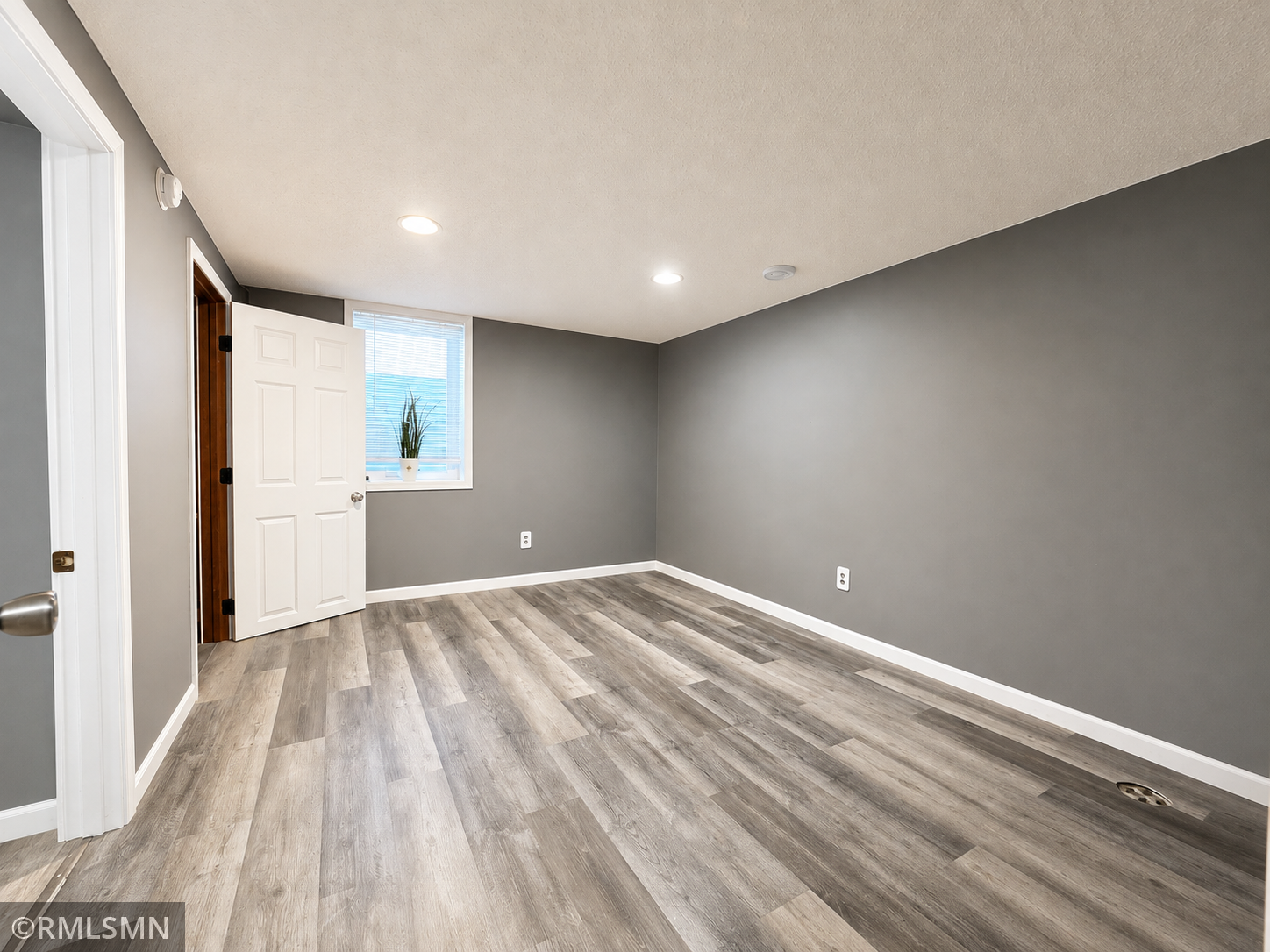 1066 Beatrice Street Property Photo 14