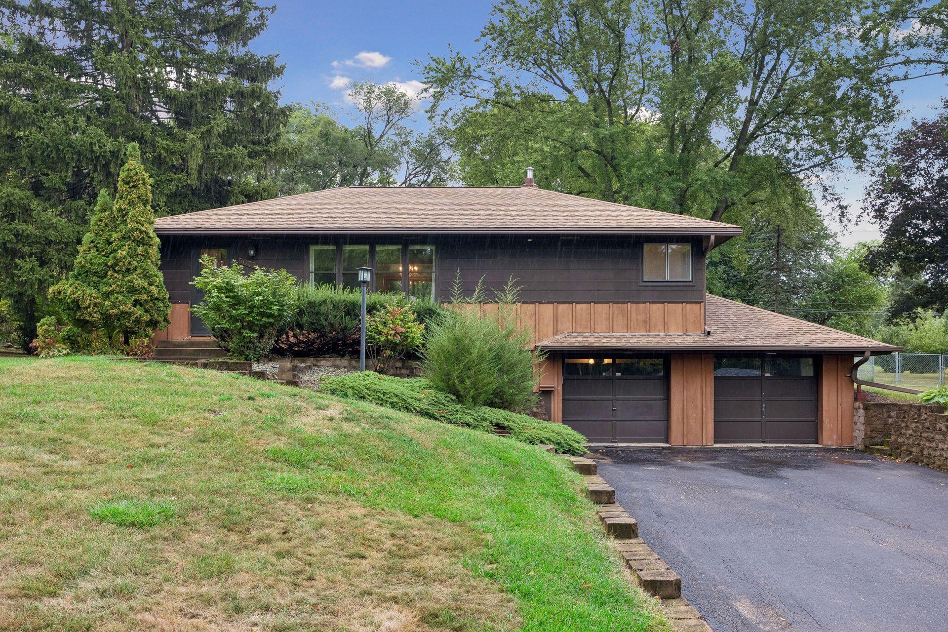5073 Holiday Road Property Photo 1