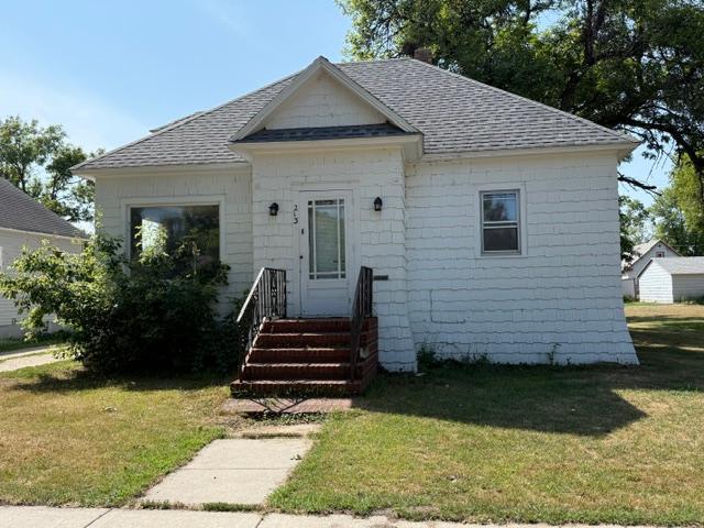 213 11th Street N Property Photo 1