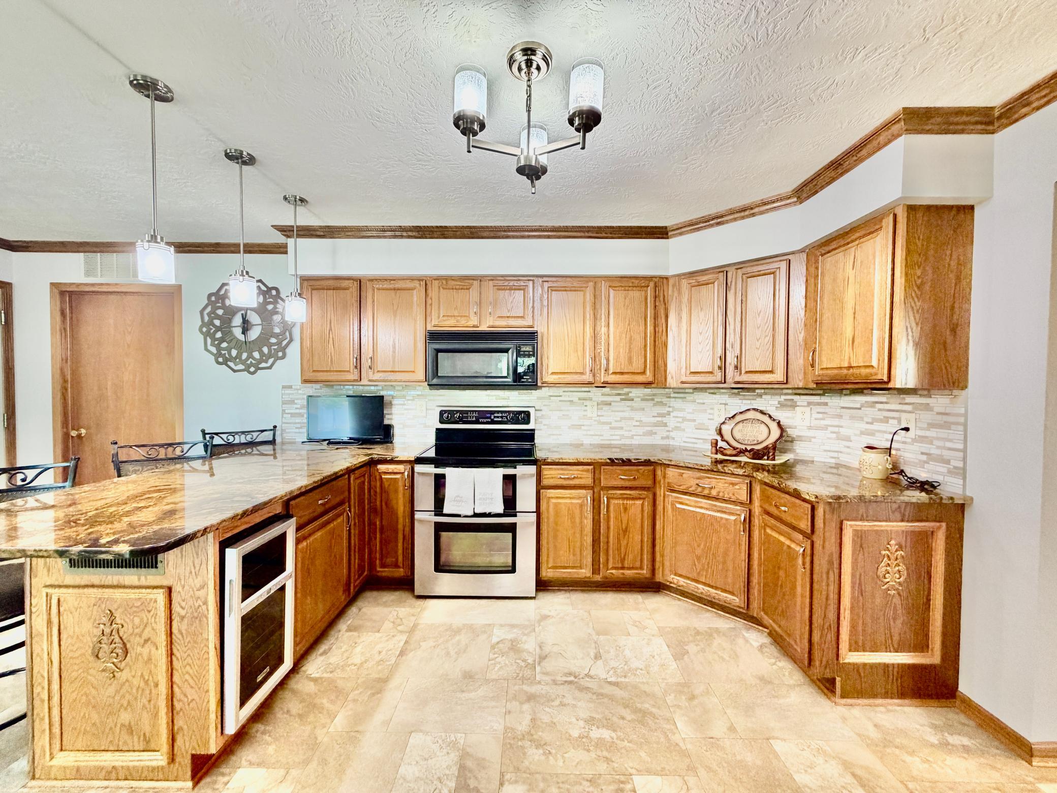 1625 Edgewater Drive Property Photo 16