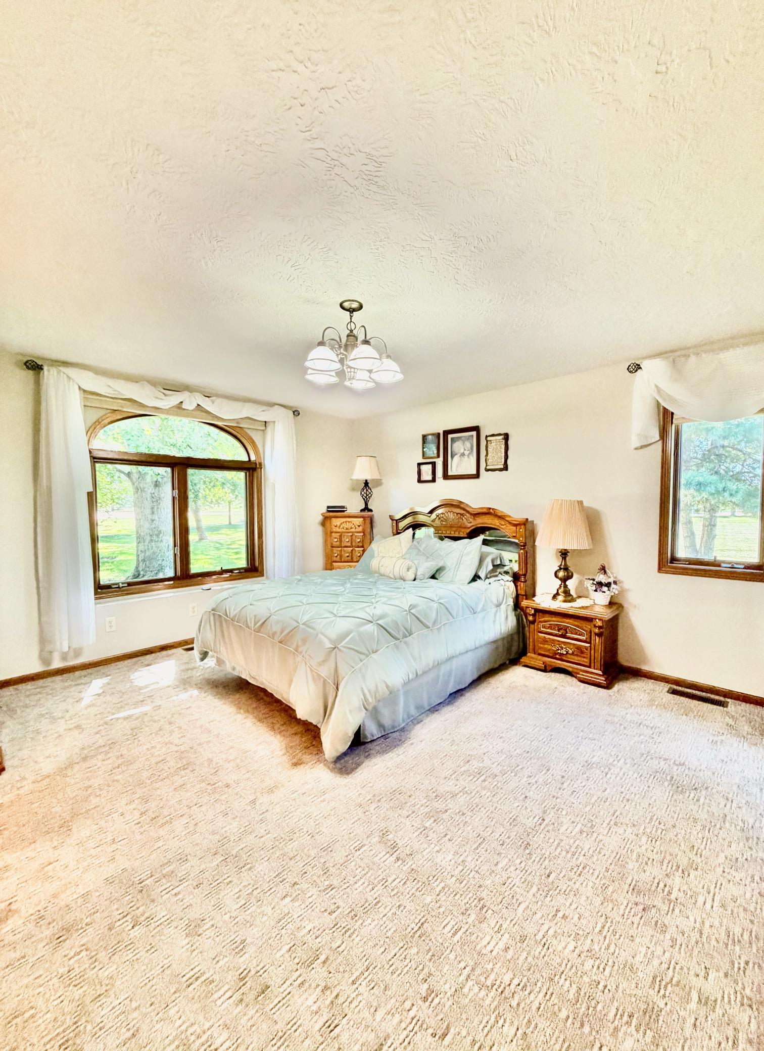 1625 Edgewater Drive Property Photo 18