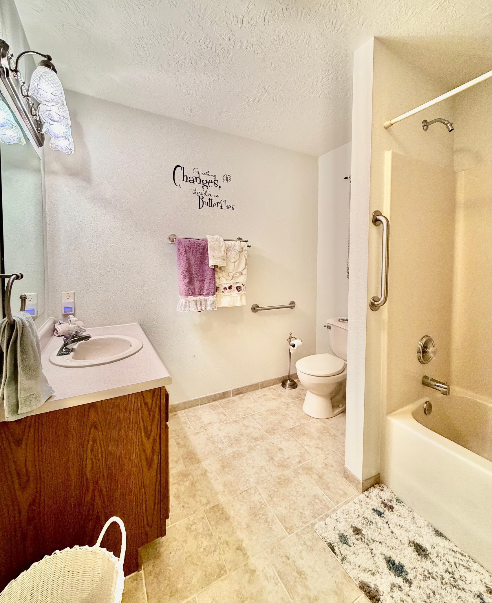 1625 Edgewater Drive Property Photo 24