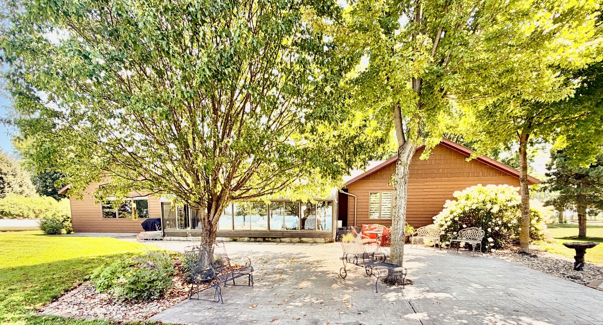 1625 Edgewater Drive Property Photo 32