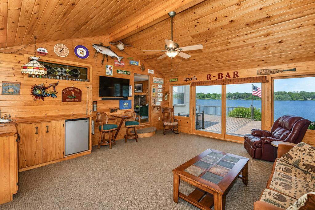 21724 Beach Road Property Photo 12