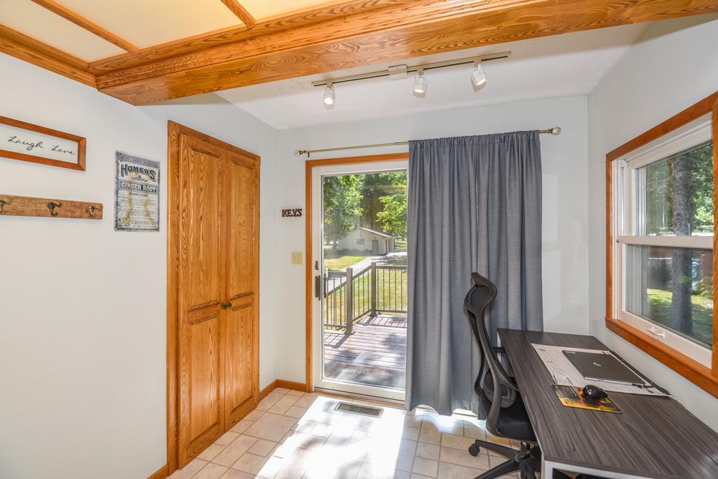 21724 Beach Road Property Photo 15